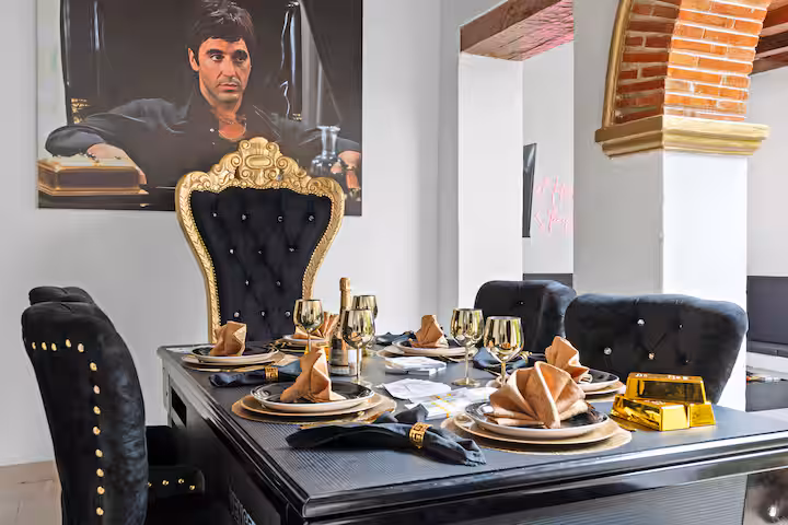 e1365e6b-8f40-4163-9974-d9f5f9831af6